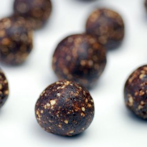 Delicious Chocolate Peanut Butter Balls from Elana's Pantry Delicious Chocolate Peanut Butter Balls from Elana's Pantry