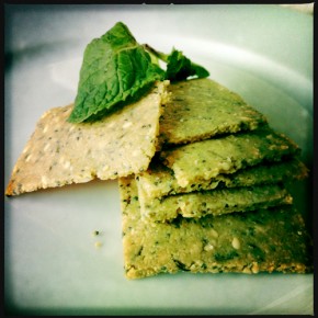Paleo Friendly Grain-Free Everything Crackers from Zenbelly Paleo Friendly Grain-Free Everything Crackers from Zenbelly