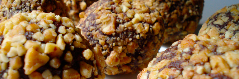 Raw Cacao Truffles